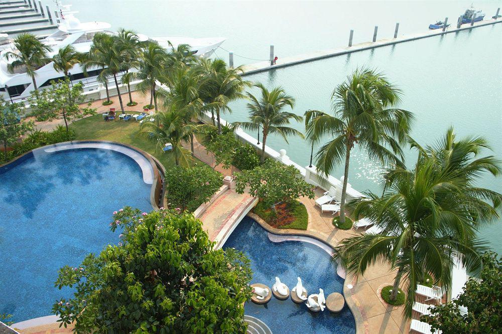 Отель Avillion Admiral Cove Порт-Диксон Экстерьер фото